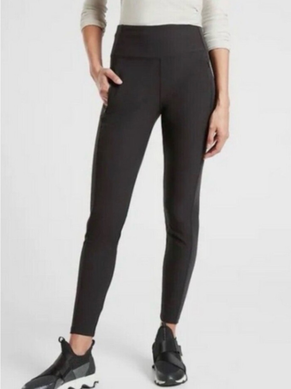 Athleta Headlands Hybrid Tight, Black, size 0